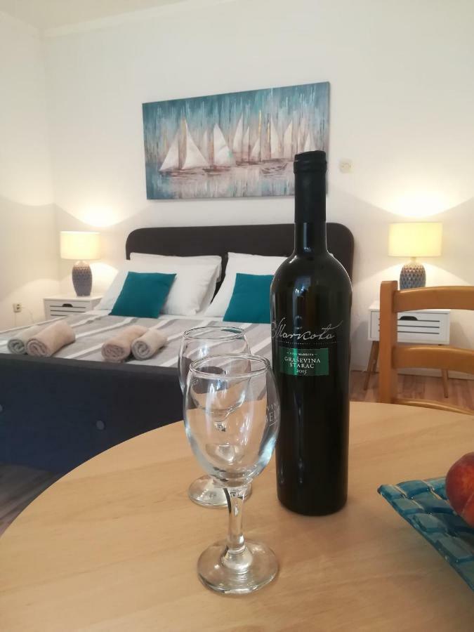 Apartma Oliva *
